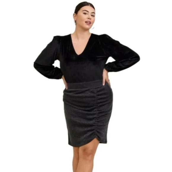 torrid Dresses & Skirts - Torrid At the Knee Glitter Knit Side Cinched Bodycon Skirt Size 2X